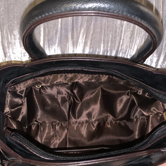 Black cat purse with top handle and adjustable shoulder strap - Picture 4 of 5